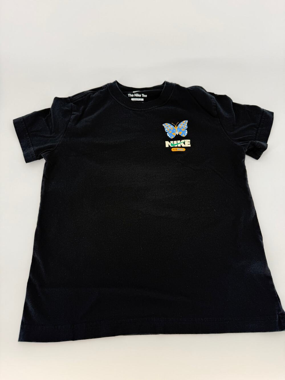 Nike Air Max Butterfly Graphic T Shirt Boys Small Black Loose Fit Youth Tee